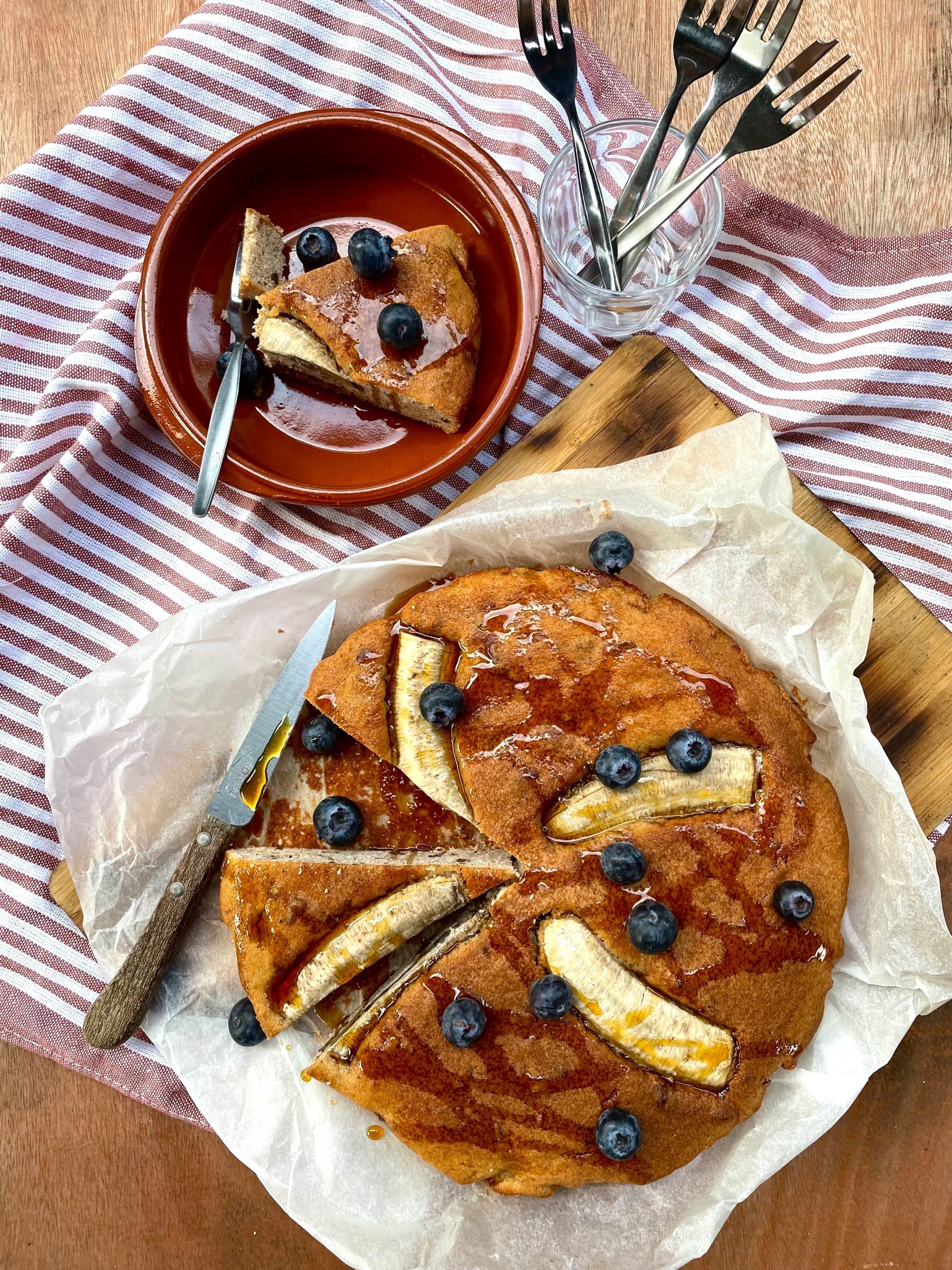 Banana bread with pecans and maple syrup